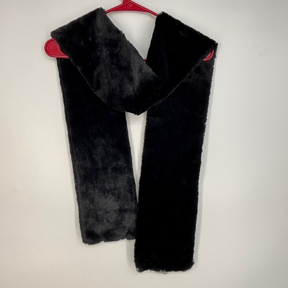 Brookstone 64” Black Faux Fur Scarf, New, No Tags